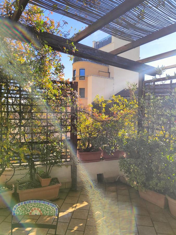 Lovely Gazebo Milán Exterior foto